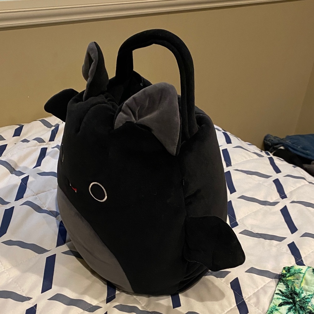 Squishmallow Bat Bag - Picture 5 of 5